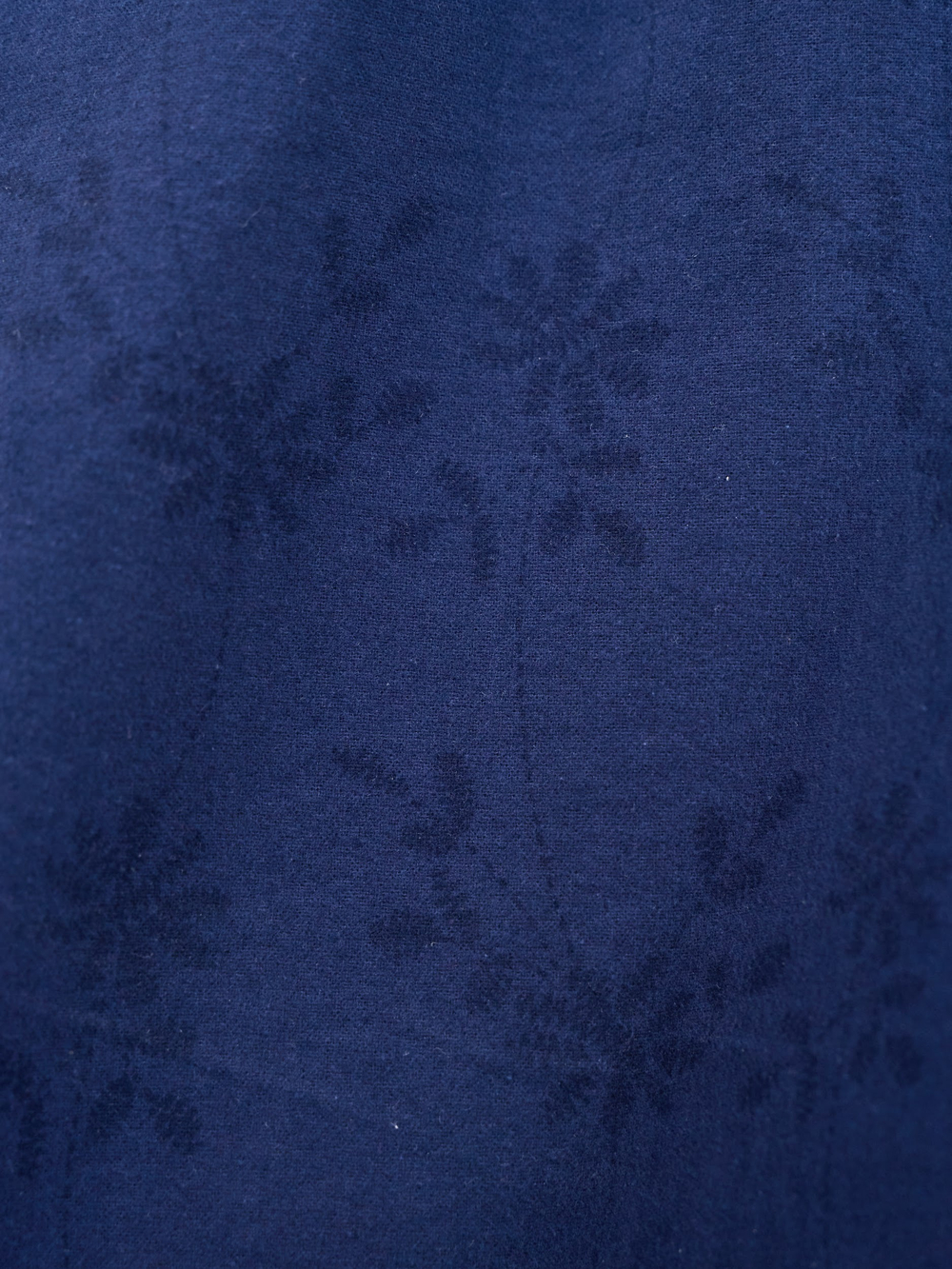 Платье с квадратным вырезом