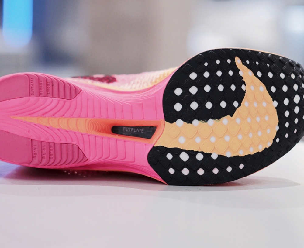 Мужские кроссовки Nike ZoomX Vaporfly Next 3 'Hyper Pink Laser Orange' DV4129-600