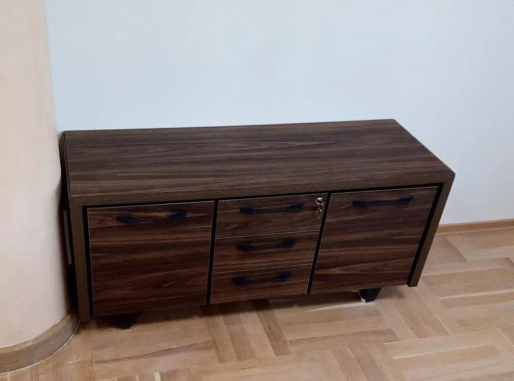 Шкаф средний CORNER
