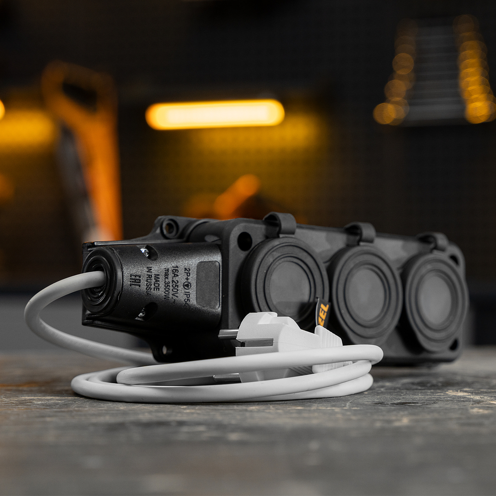 Шнур сетевой Energy Series, ПВС, 1,5 м, 3 x 1,5 мм, с неразборной вилкой, белый, Denzel