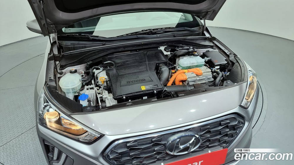 Hyundai The New Ionic Hybrid 1.6 HEV (09.2019)