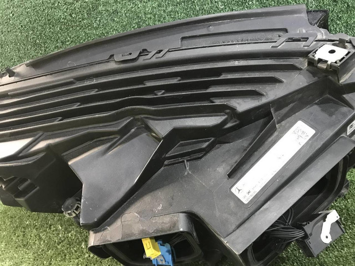 Фара левая Mercedes GLC X253 (2015-2019) LED