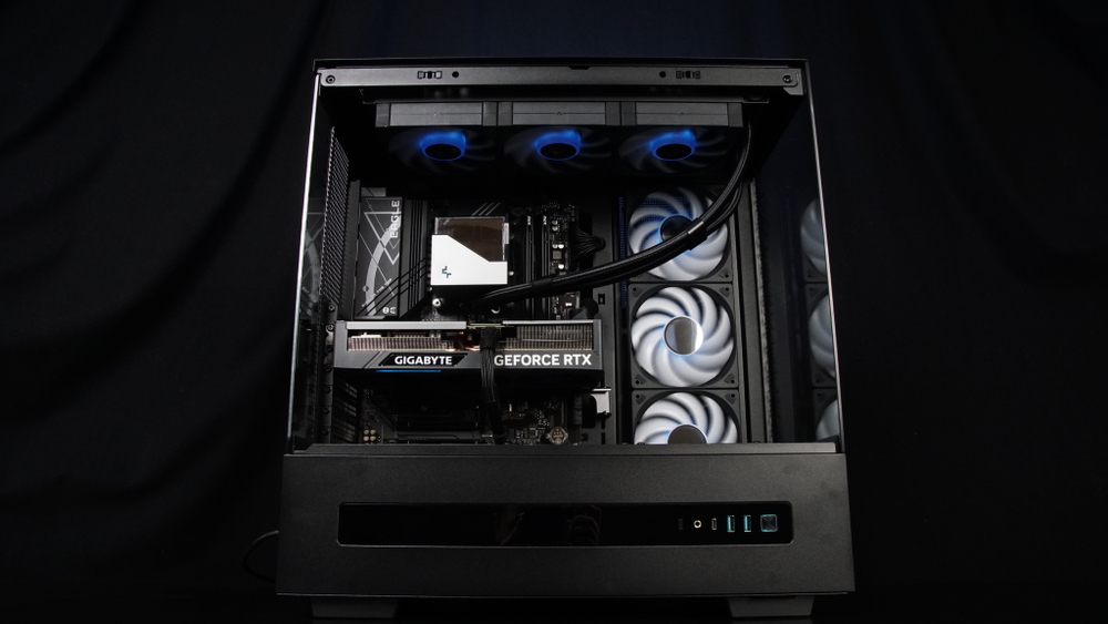 i9 14900KF + RTX 5070 12Gb