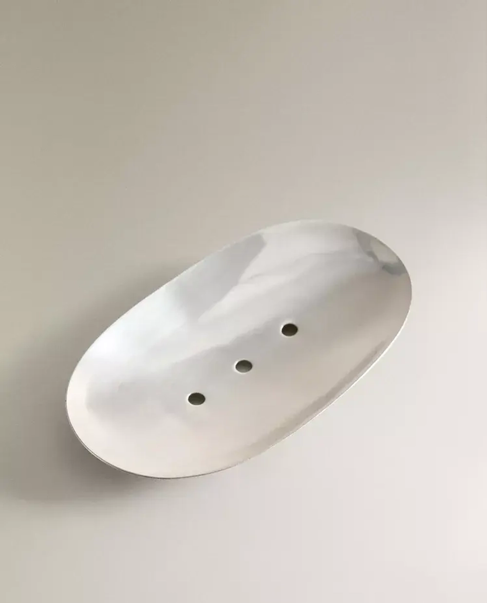 ZARA HOME МЕТАЛЛИЧЕСКАЯ МЫЛЬНИЦА ДЛЯ ВАННОЙ, СЕРЕБРЯНЫЙ