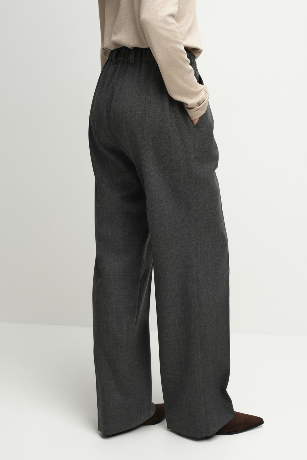 Брюки прямые на резинке