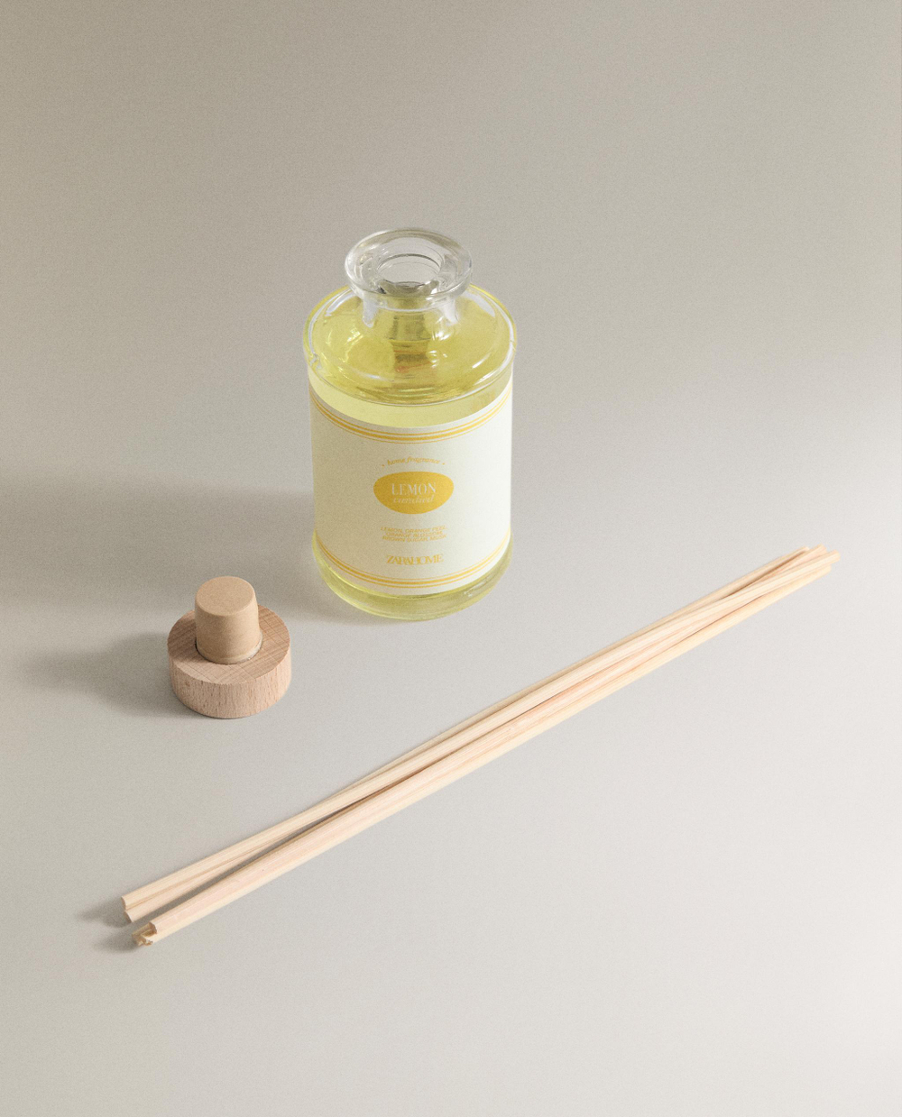 Zara Home Аромадиффузор Lemon Candied 190 мл, тростниковые палочки микадо, аромат свежий цитрусовый, Горчичный