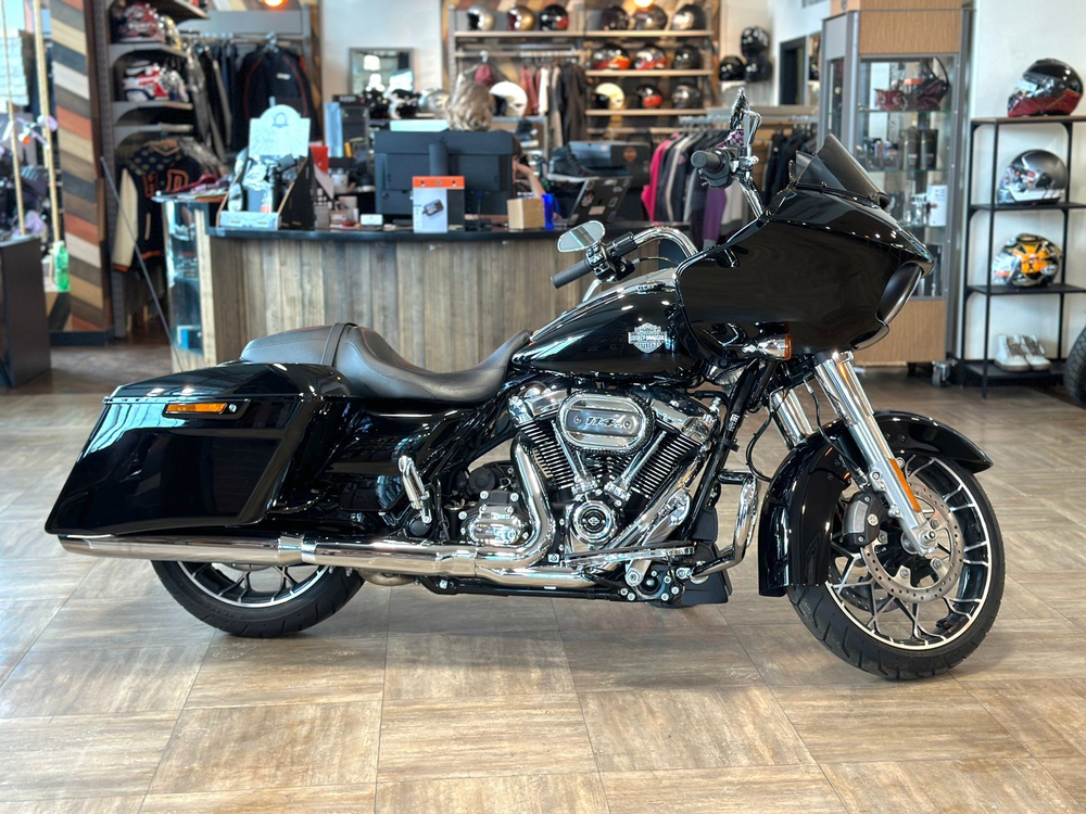 Мотоцикл Harley-Davidson ROAD GLIDE SPECIAL Vivid Black с НДС