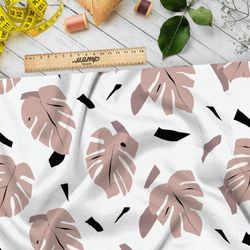 Ткань бязь листья монстеры пудровые