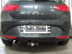 Фаркоп оцинкованный Galia S074A для SEAT Altea 2004-2015, SEAT Leon 2005-2013(паспорт и сертификат в комплекте)(без электрики)
