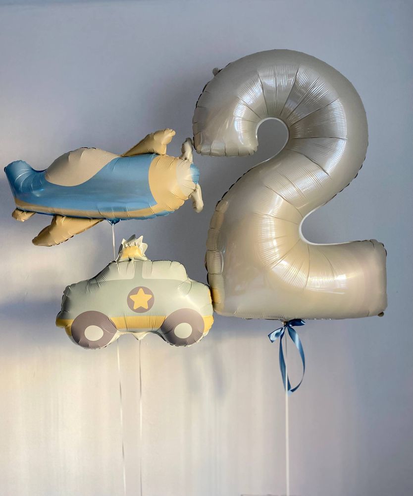 Воздушные шары день рождение сына машина самолет песок пастельные тона№3774