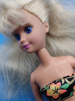 Кукла Барби - Скиппер Tropical Splash Skipper 90х 021595