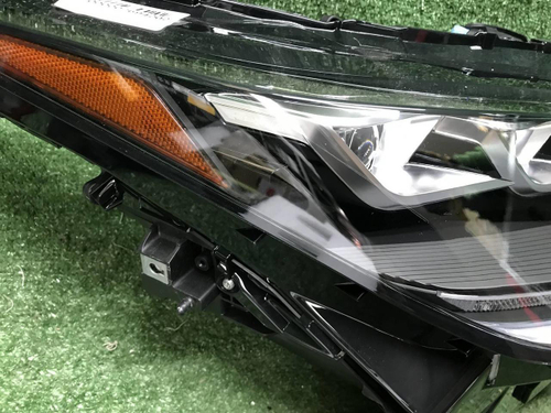 Фара правая Lexus RX 4 (2019-2022) LED