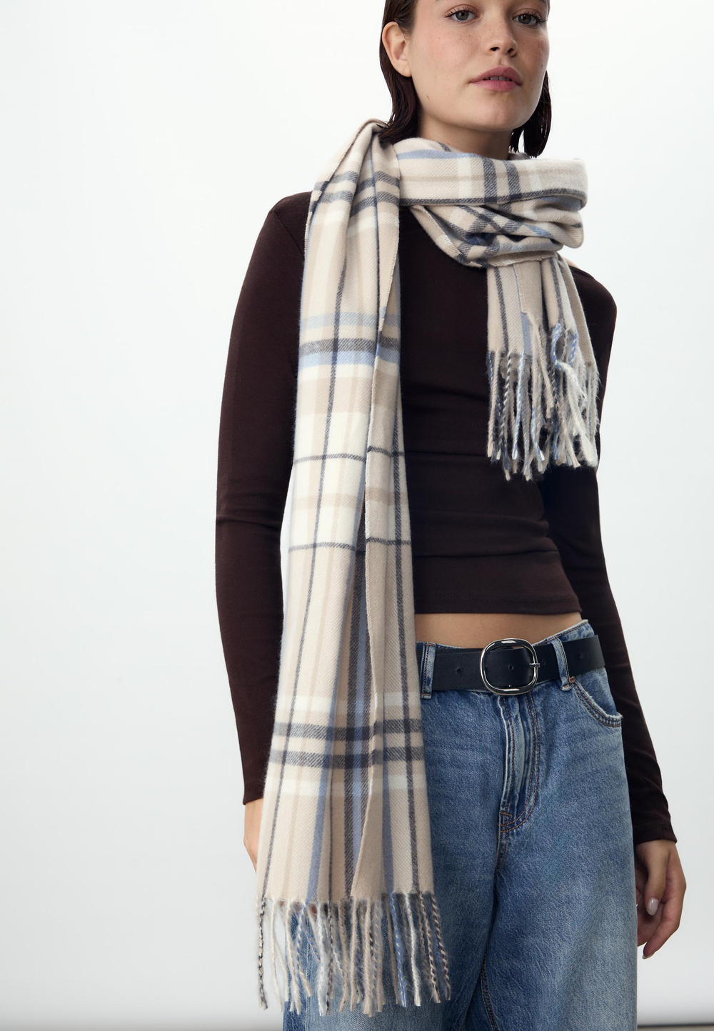 STRADIVARIUS Клетчатый шарф, бежевый