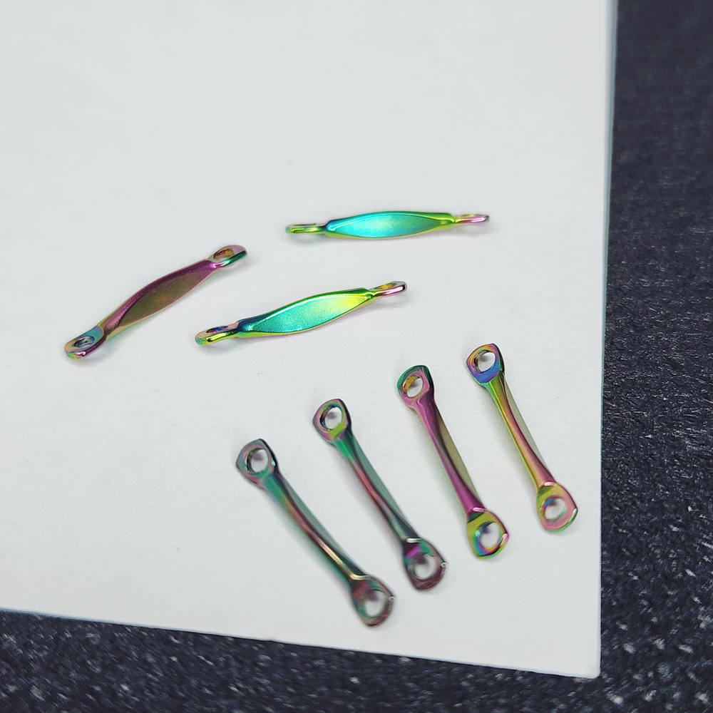 Коннектор, сталь, титановое покрытие, красивая форма, р-р 13×2.5 мм, штучно