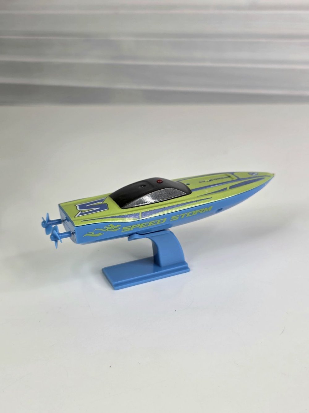 Игрушка Катер на радиоуправлении зеленый (202035524)