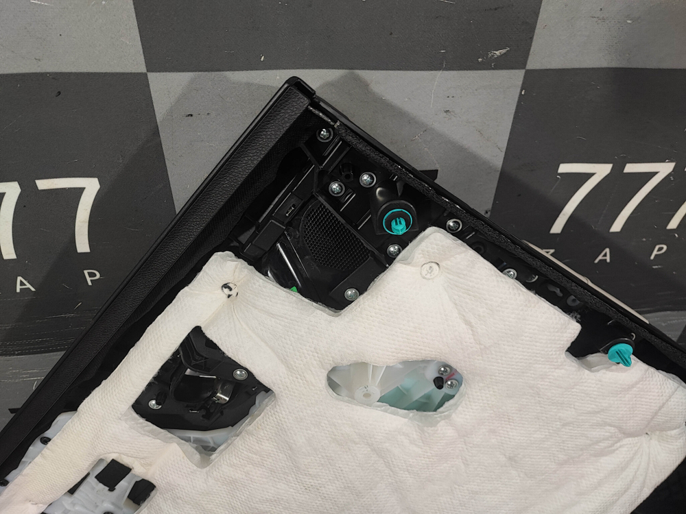 Обшивка двери задней правой Chery Tiggo 4 Pro 20-нв Б/У Оригинал 403002712AA