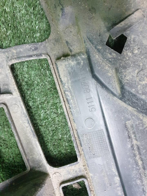 Кронштейн переднего бампера правый BMW 8er G14 G15 G16 (2018-2022) M-paket
