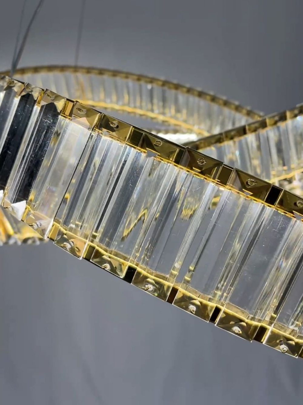 Люстра подвесная светодиодная Lanbos, LED 80 Вт, до 20 кв м, золотая