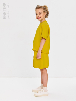 Костюм оверсайз с футболкой и шортами