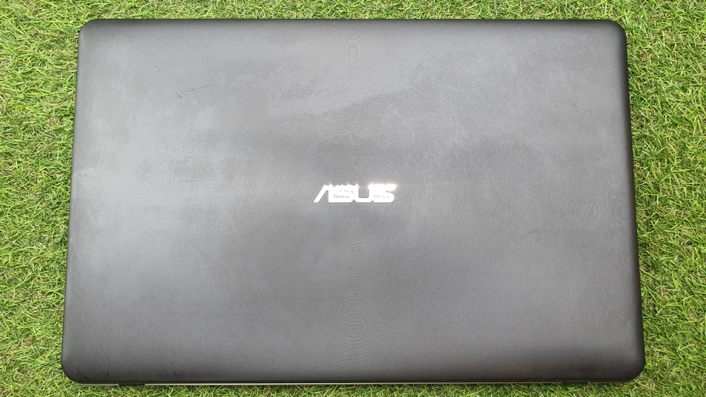 17.3" Ноутбук ASUS 4 ядра покупка/продажа