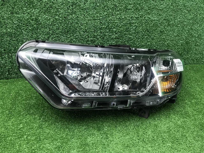 Фара левая Lada Niva Travel (2020-н.в.) галоген