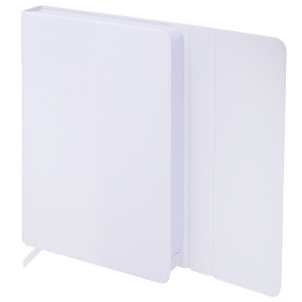 Ежедневник недатированный А5 138х213 мм BRAUBERG "Towny", под кожу, 160 л., магнитный клапан, белый, 114459