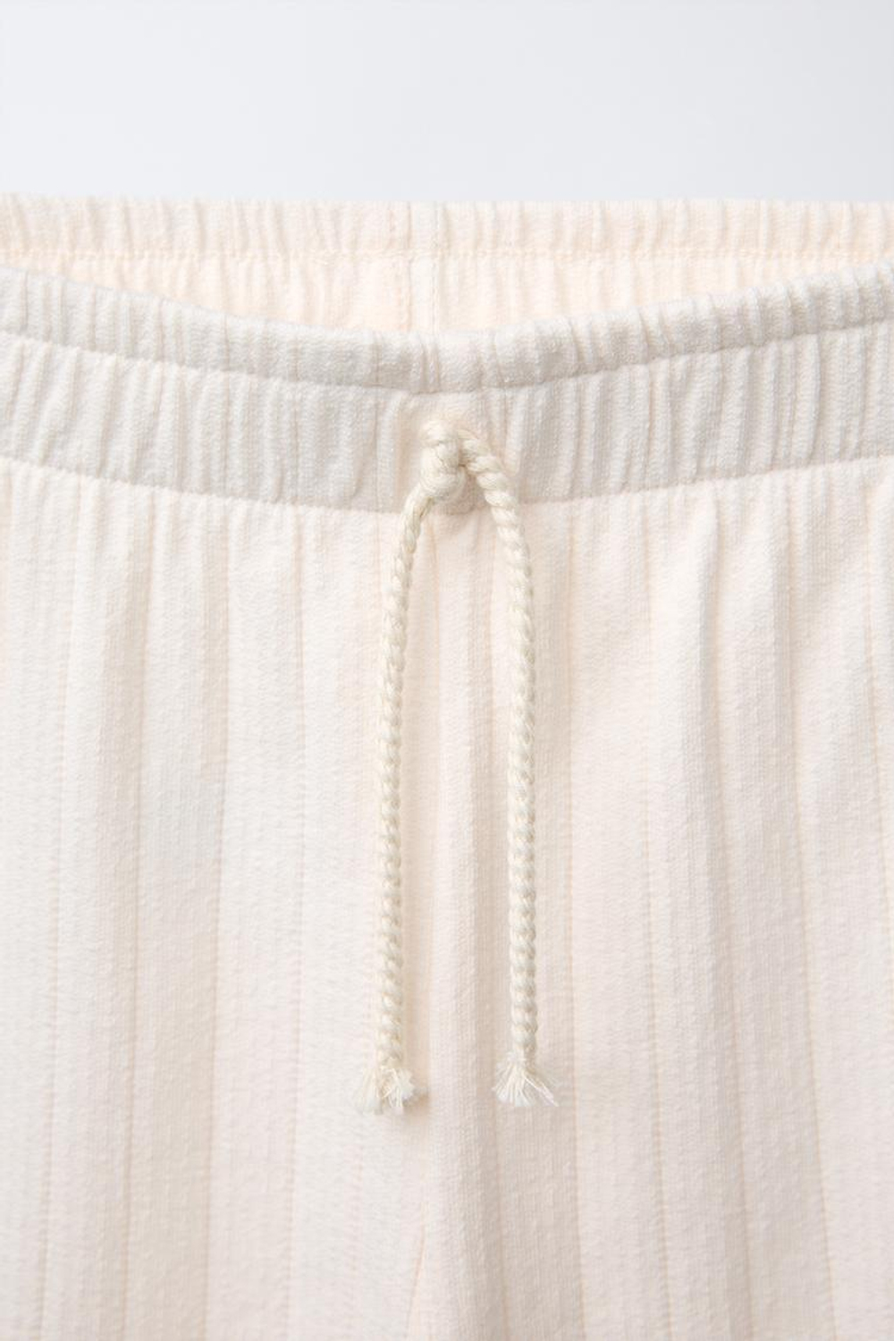 ZARA ЖАККАРДОВЫЕ БРЮКИ С ВЫШИВКОЙ В ШВЕЙЦАРСКОМ СТИЛЕ, ЭКРЮ