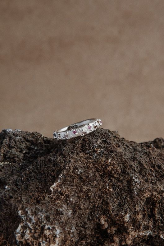 Кольцо MAGIC PINK / Puntus