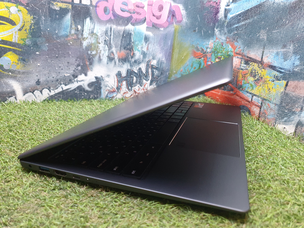 Ноутбук Digma Ryzen 7/8Gb/FHD/Pro Sprint M dn15r7-8cxw01/Windows 11