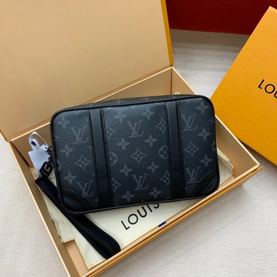 Louis Vuitton Pochette Kasai