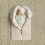 Комплект на выписку Зайки с розовыми ушками (светлая пудра)/(конверт+слип+чепчик)