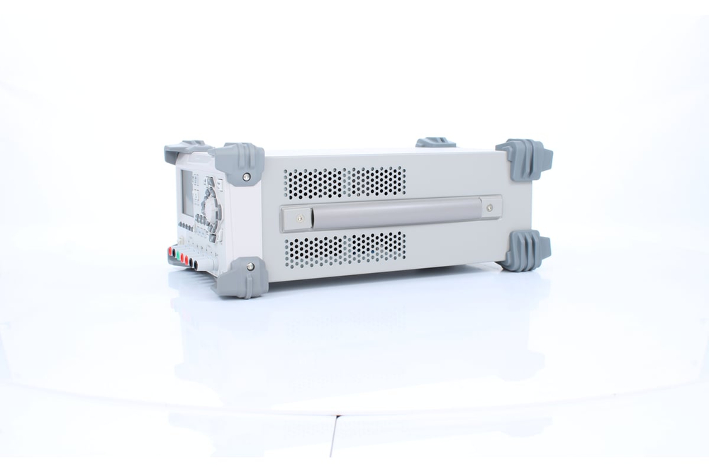 Источник питания RIGOL DP822 DP822