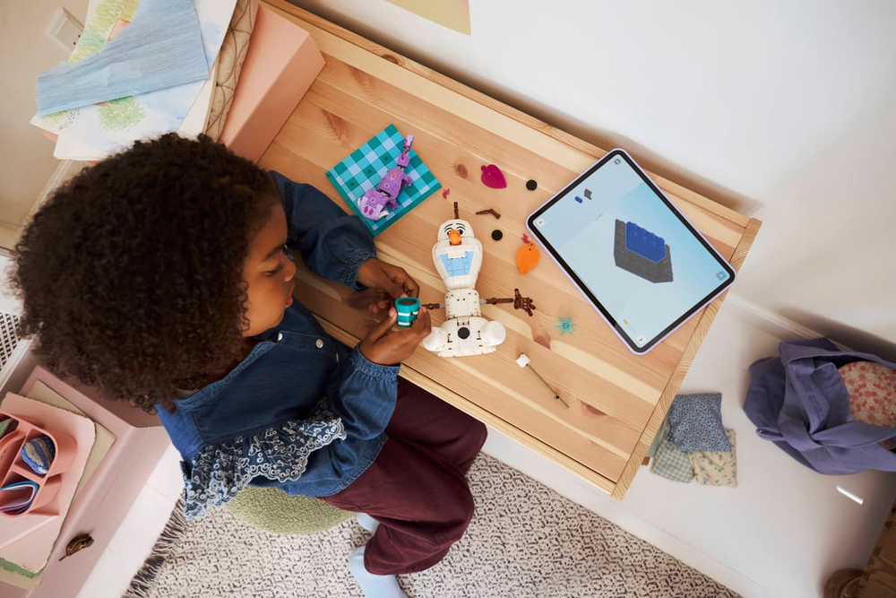 Конструктор LEGO Disney 43287 Olaf and Bruni’s Picnic Fun