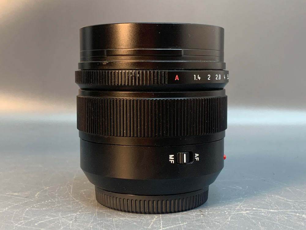 Panasonic Summilux 12mm f/1.4, налет