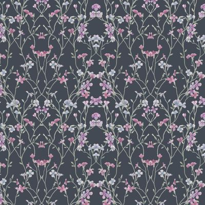 Мелкие розовые цветы в зеркальном отражении.