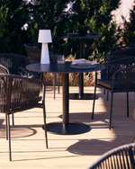 Esilda Садовый круглый стол черного цвета с черной металлической ножкой