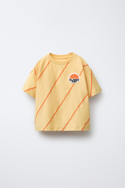 ZARA ФУТБОЛКА В ПОЛОСКУ С НАШИВКОЙ, ОХРА