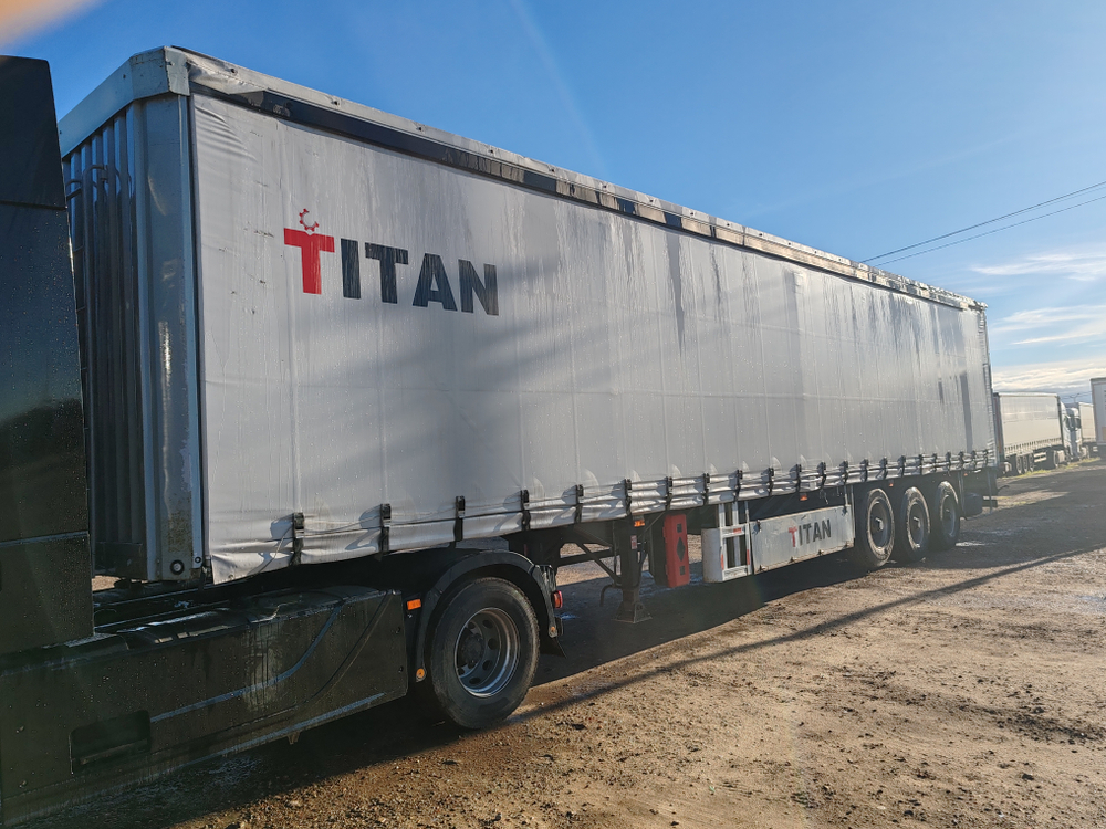 TITAN LC9411* Полуприцеп шторный LC9411XXY