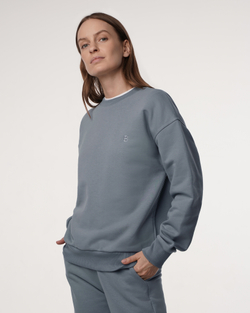 Объемный классический свитшот