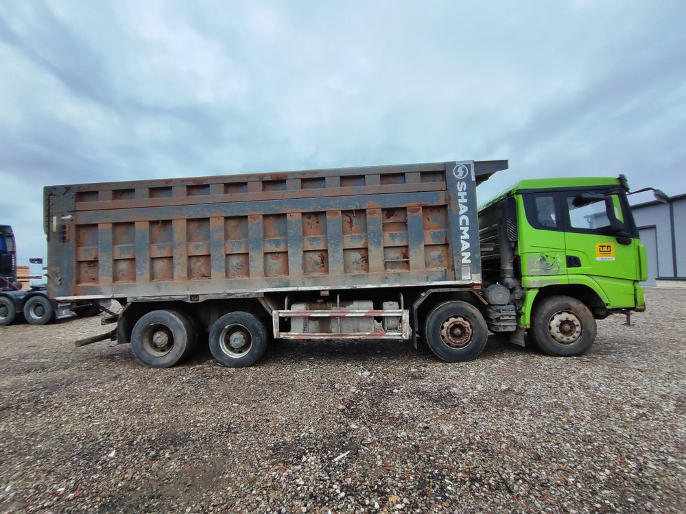 Shacman (Shaanxi) SX* 8x4 Самосвал SX33186V366 (Дизельный, 11,6 л, 423 л.с., МТ)