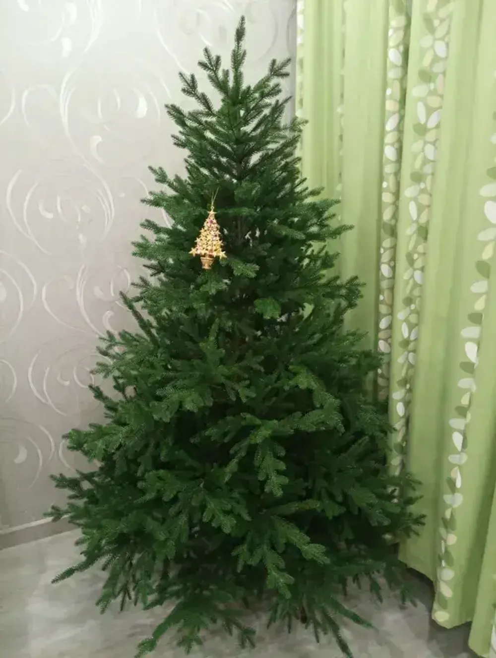 Ель искусственная «Вега» (Литая хвоя) 120 см / 1,2 м