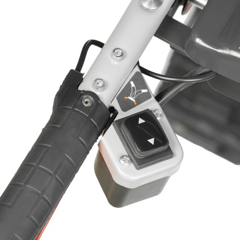 Снегоуборщик гусеничный бензиновый DAEWOO DAST 1780 HYDRO с гидротрансмиссией