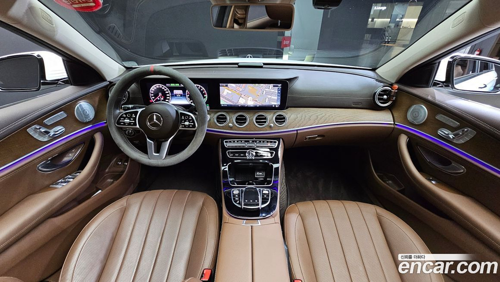 Mercedes-Benz E-Class W213 E300e Exclusive (12.2019)