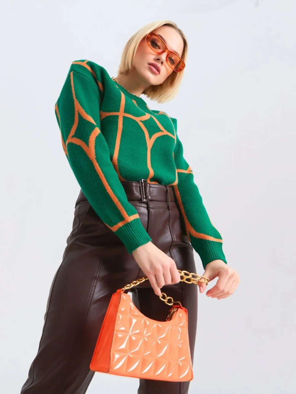 Свитер женский с принтом зеленый