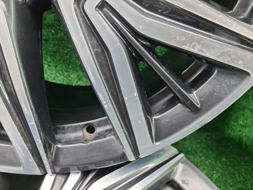 Диск Комплект дисков R20 Hongqi HS5 (2019-н.в.)