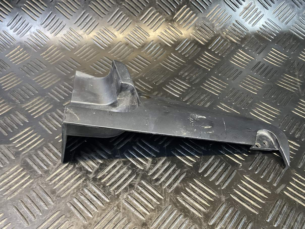 Пластик радиатора правый Yamaha TDM900 RN08 2002 5PS-2837R-00