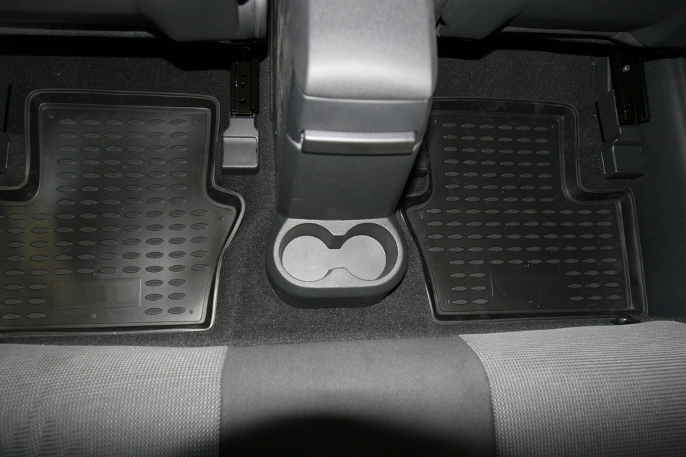 Коврики Standard, в салон DODGE Caliber 2006- , 4 шт. (полиуретан, чёрные) Element.NLC.13.03.210