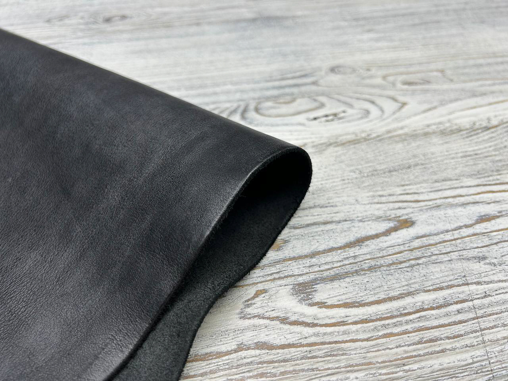 Paradigma Wax Nero (1,8-2,0 мм), цв. Черный, натуральная кожа