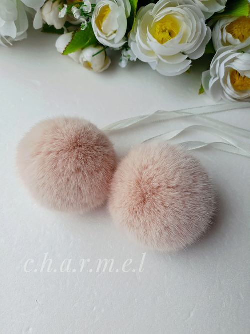 Помпоны из эко-меха,  7 см, цвет Пралине, 2 штуки