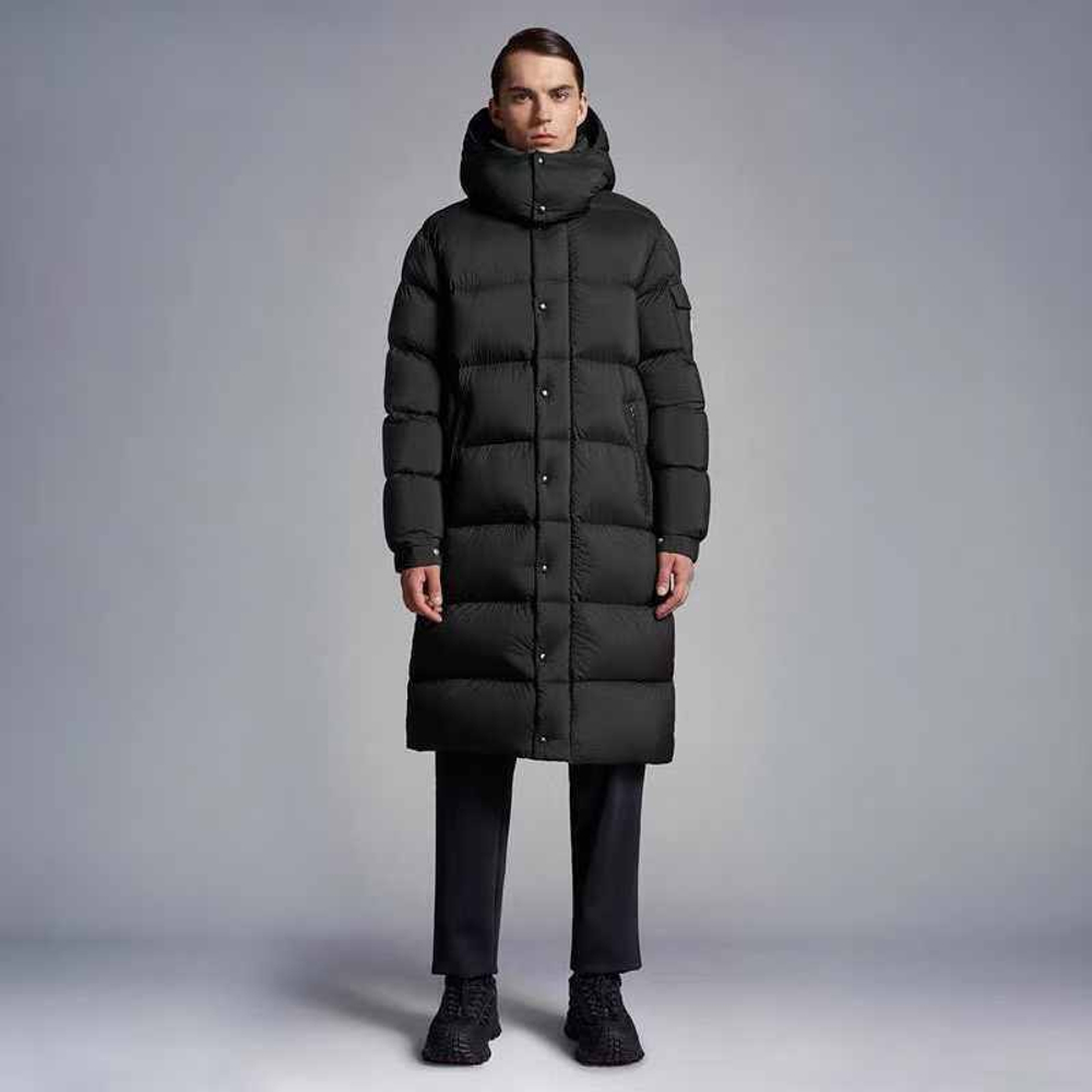 Пуховик Moncler